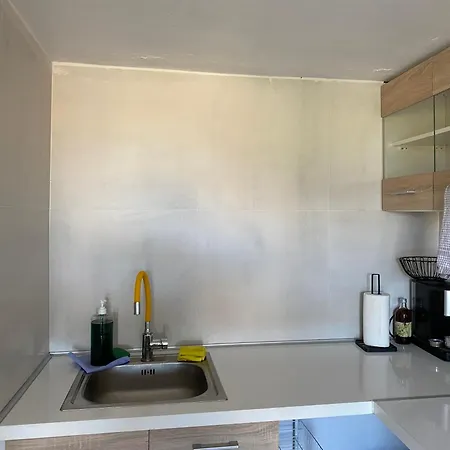 Le Petit Thalia * Mesokhórion